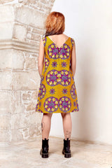 ABITO SVASATO AL GINOCCHIO